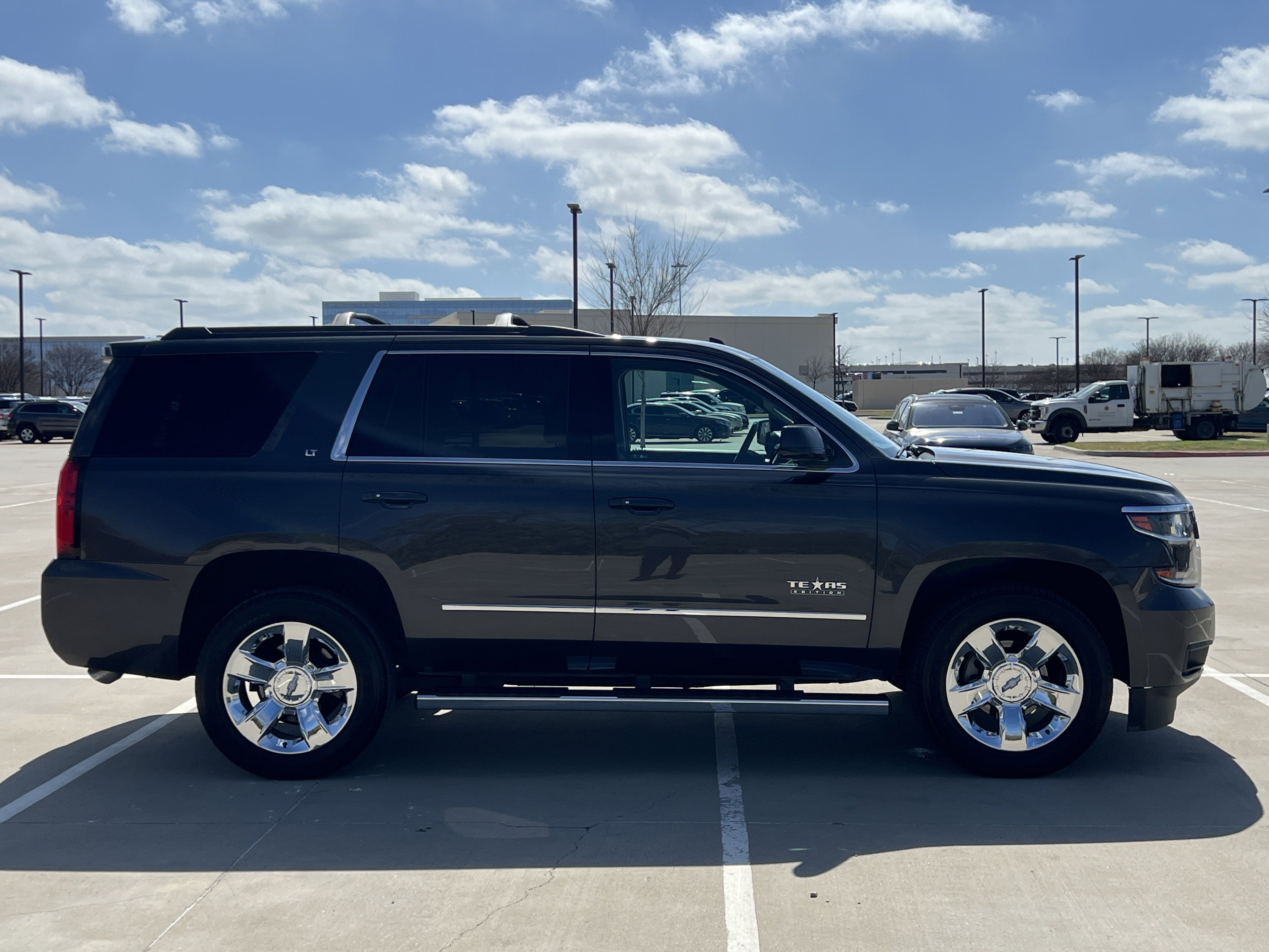 Used 2017 Chevrolet Tahoe LT w/ LT Signature Package image 10