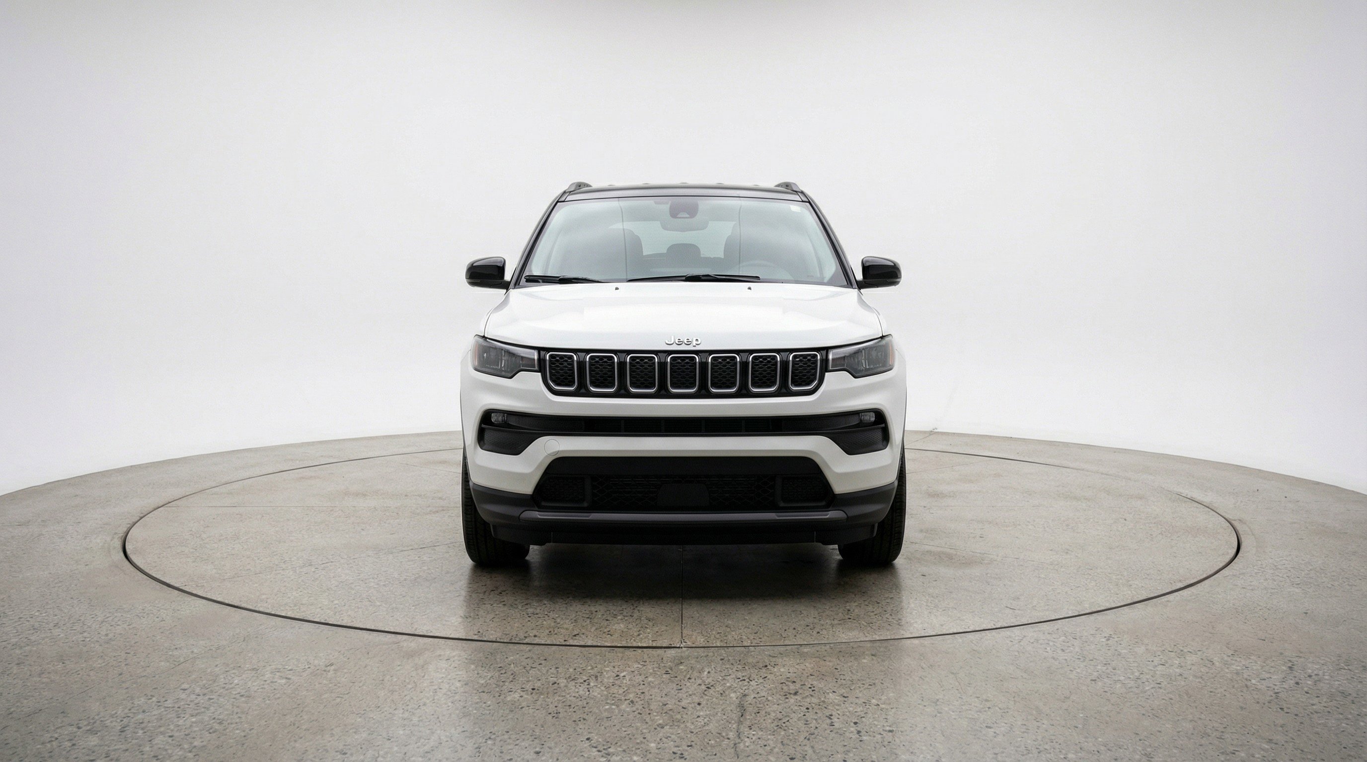 Used 2025 Jeep Compass Limited AWD/4WD image 2