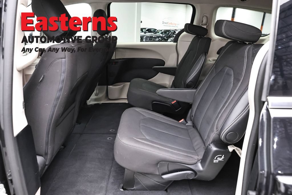 Used 2024 Chrysler Voyager LX FWD image 22