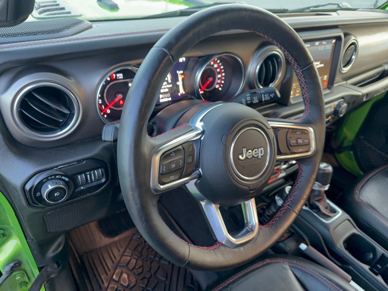 Used 2019 Jeep Wrangler Unlimited Rubicon AWD/4WD image 4