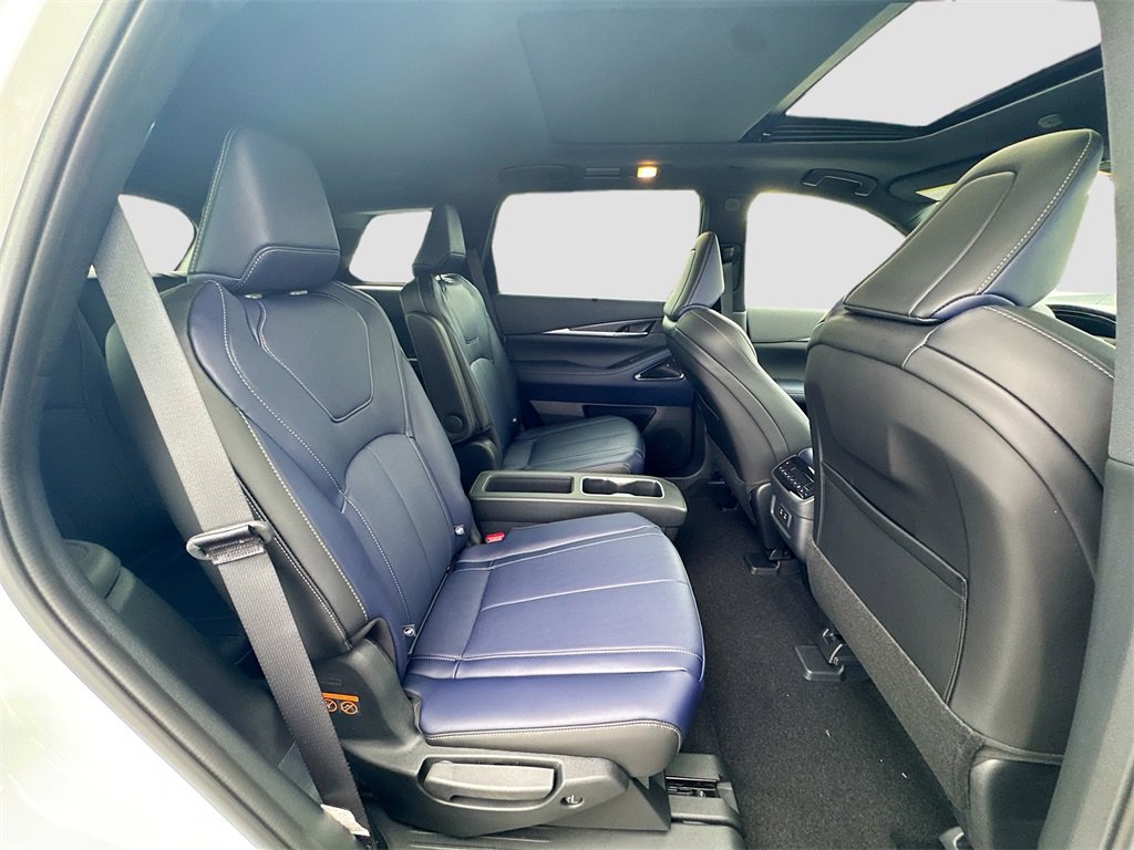 New 2026 INFINITI QX60 Sport w/ Dark Cargo Package image 30