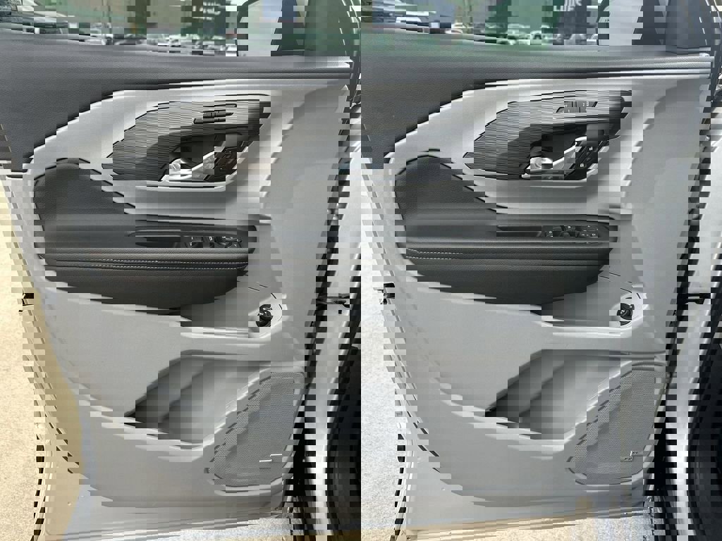 Certified 2021 GMC Terrain SLT w/ Infotainment Package II image 24