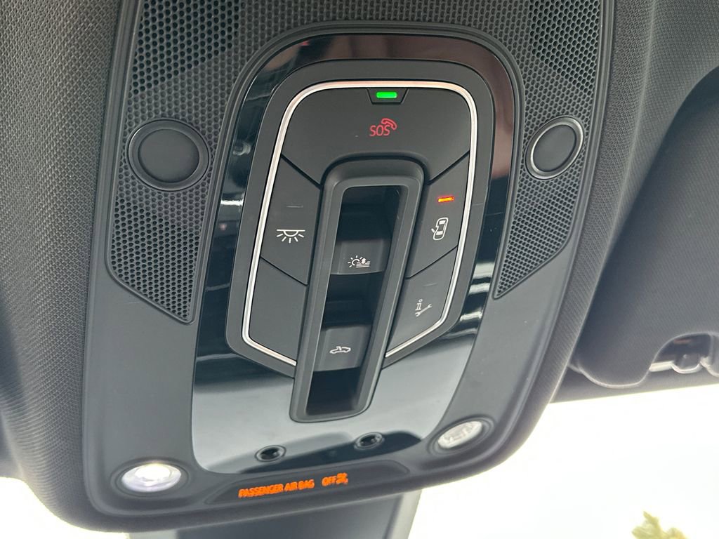 Used 2022 Audi Q7 2.0T Premium image 32