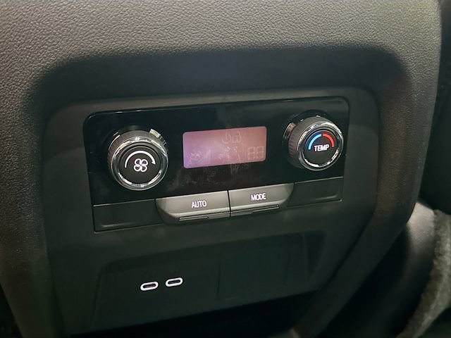 New 2026 Chevrolet Traverse LT w/ LPO, Floor Liner Package image 26