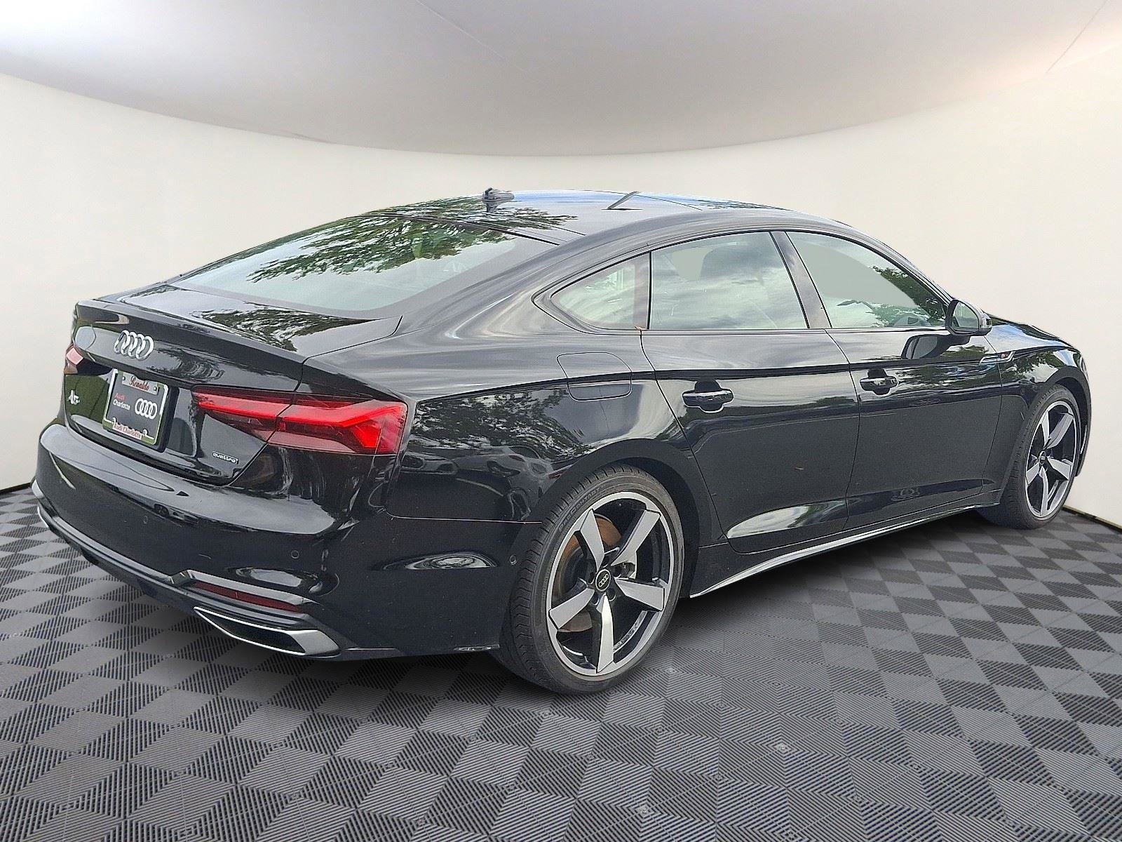 Used 2025 Audi A5 2.0T Prestige image 6