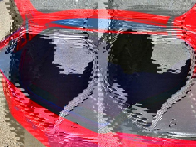 Used 2018 Chevrolet Camaro LT image 28