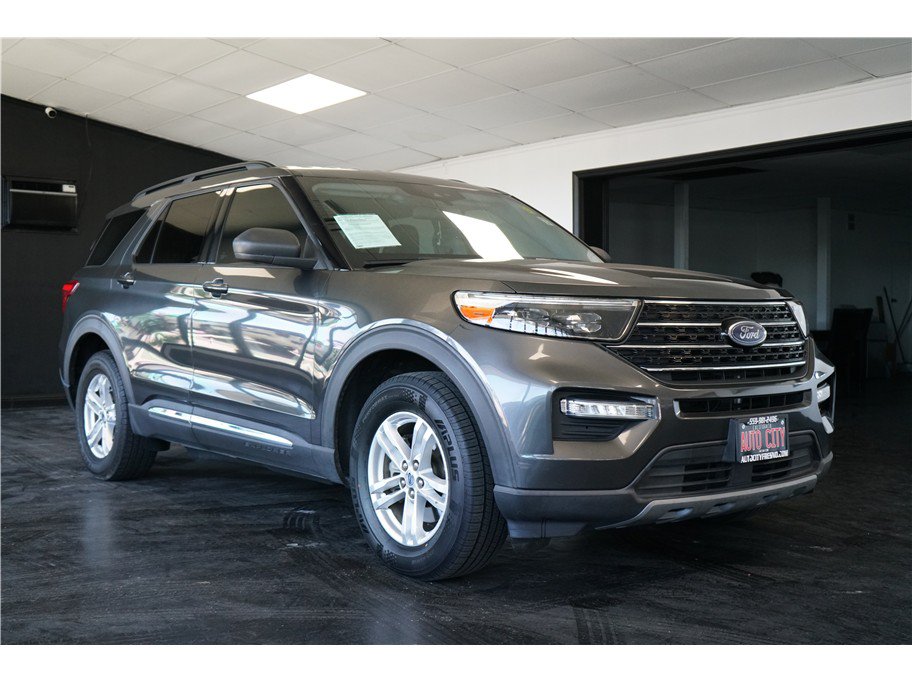 Used 2020 Ford Explorer XLT w/ Equipment Group 202A AWD/4WD image 1