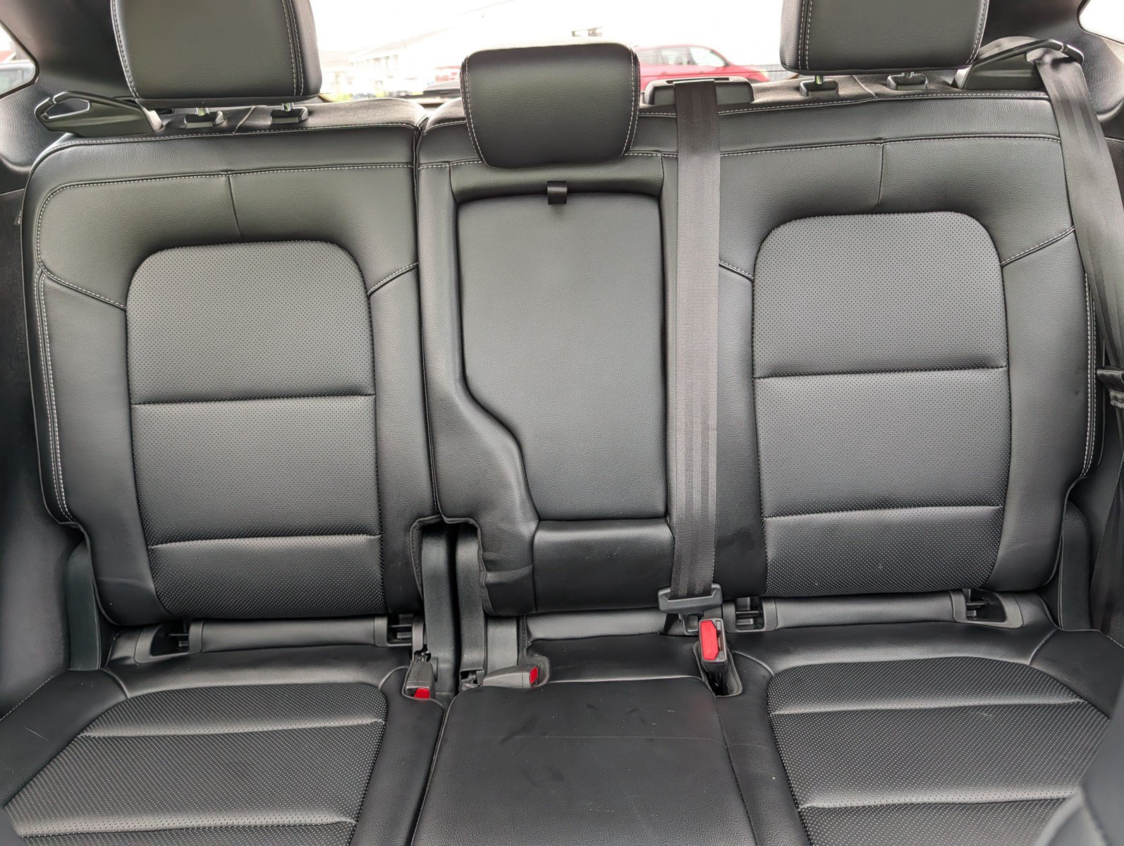 Used 2022 Ford Escape Titanium w/ Class II Trailer Tow Package AWD/4WD image 13