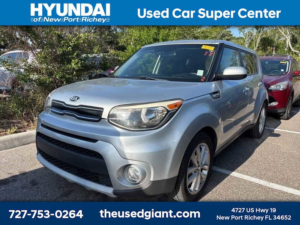 Used 2019 Kia Soul + image 1