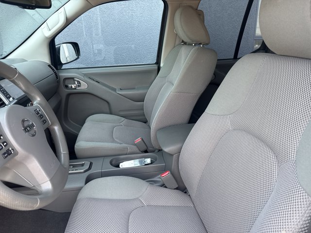 Used 2021 Nissan Frontier SV RWD image 5