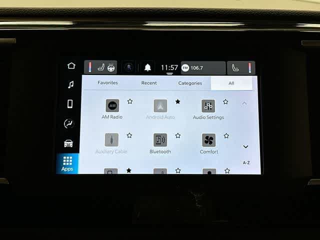 Used 2022 Chrysler Voyager LX FWD image 12