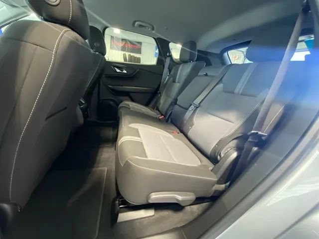 Used 2025 Chevrolet Blazer LT image 16