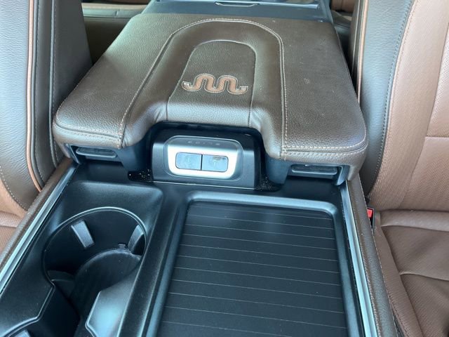 Used 2025 Ford Expedition King Ranch image 29