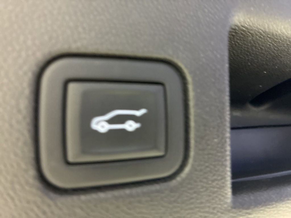 Used 2024 Chevrolet Equinox LT w/ LPO, Floor Liner Package image 39