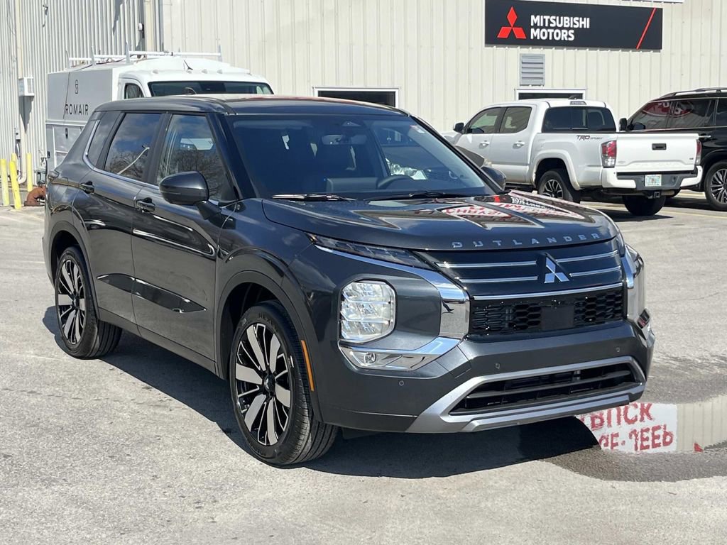 New 2026 Mitsubishi Outlander SE FWD image 6