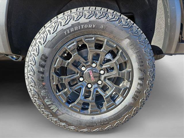 New 2026 GMC Canyon Elevation w/ Convenience Package RWD image 10