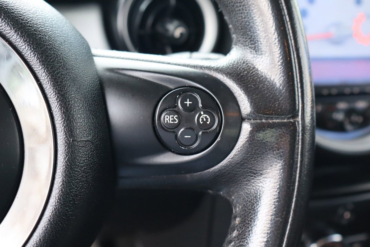 Used 2013 MINI Cooper Hardtop image 15