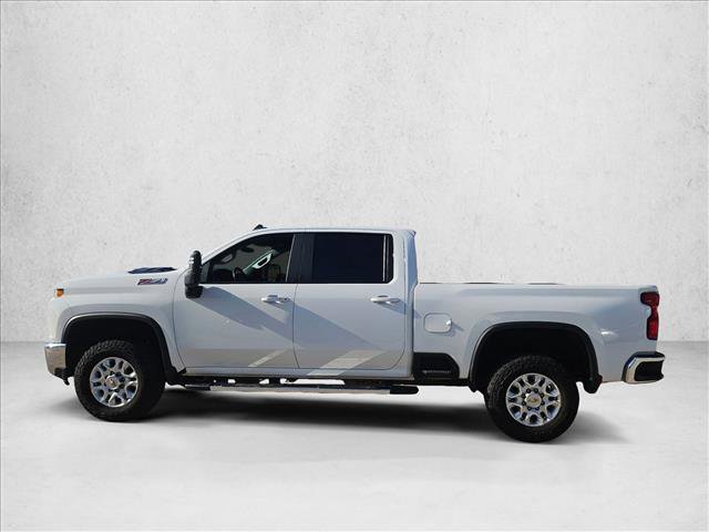 Used 2023 Chevrolet Silverado 2500 LT w/ Convenience Package image 5
