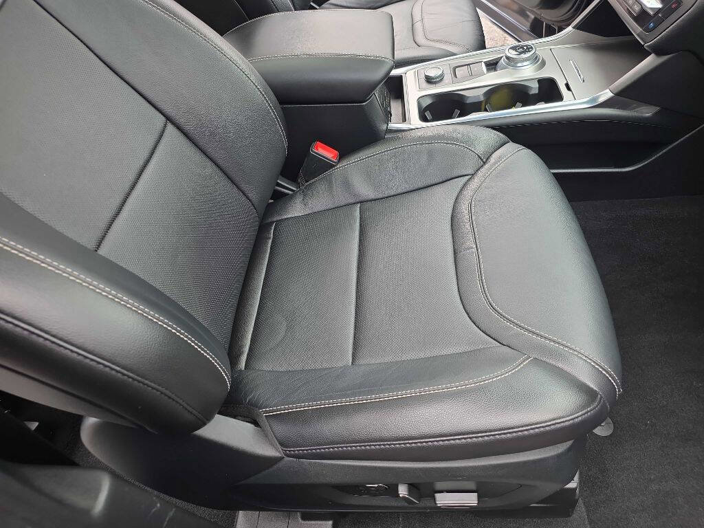 Used 2020 Ford Explorer ST w/ ST Street Pack image 26