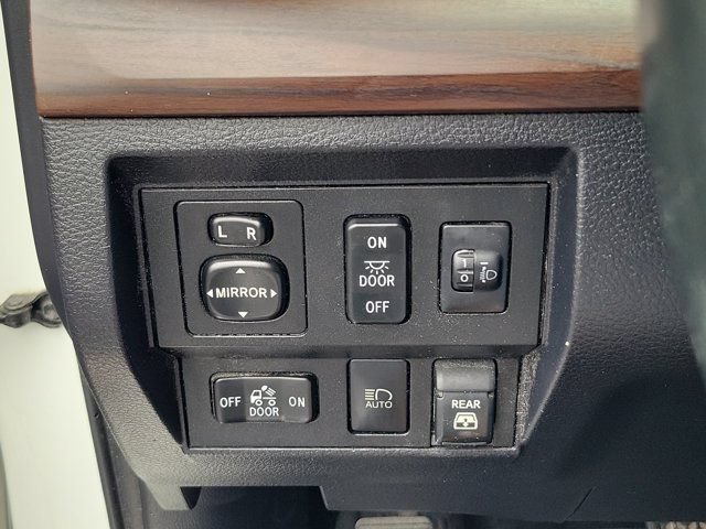 Used 2020 Toyota Tundra Limited w/ Limited Premium Package AWD/4WD image 22