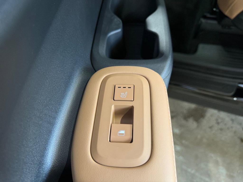 Used 2024 Hyundai Santa Fe Limited image 47