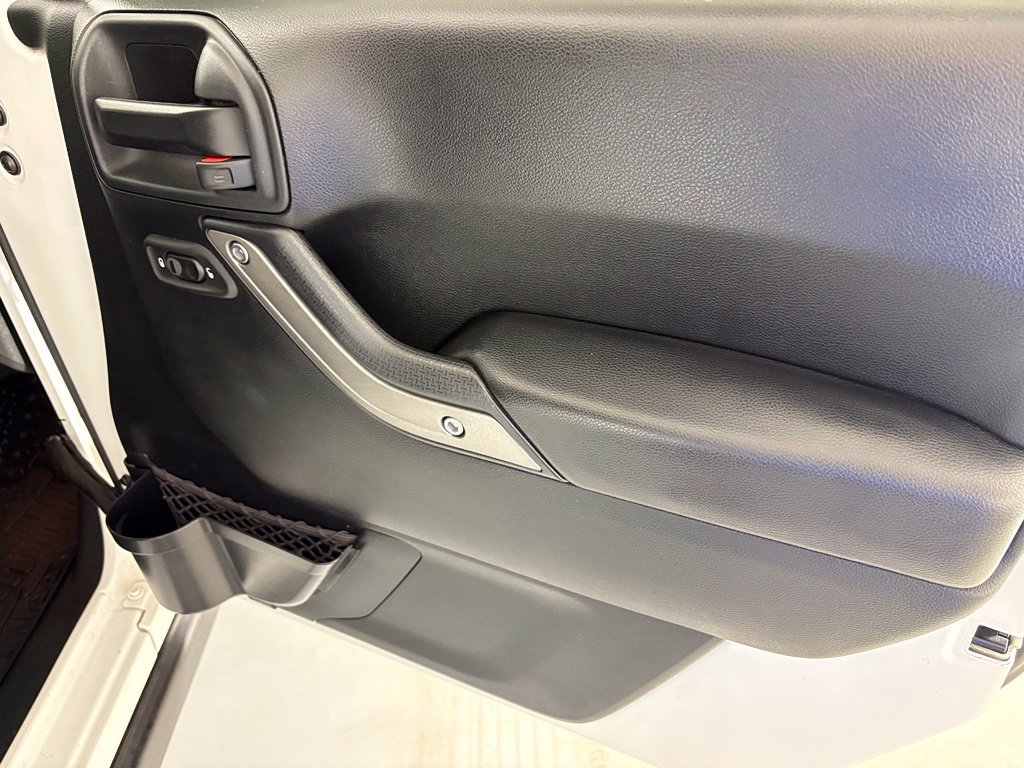 Used 2017 Jeep Wrangler Sport AWD/4WD image 42