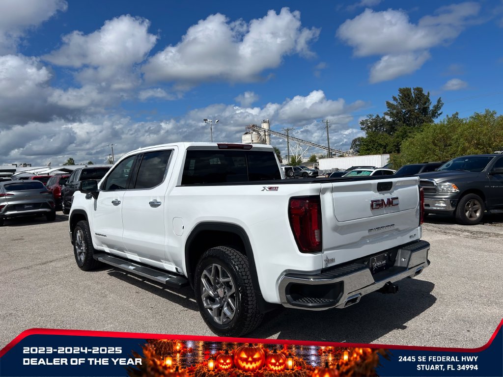 New 2026 GMC Sierra 1500 SLT w/ SLT Premium Package AWD/4WD image 5
