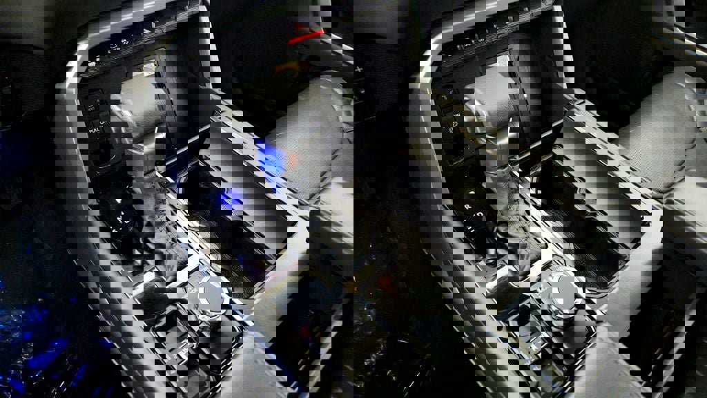 Used 2024 Toyota Sequoia Platinum image 16