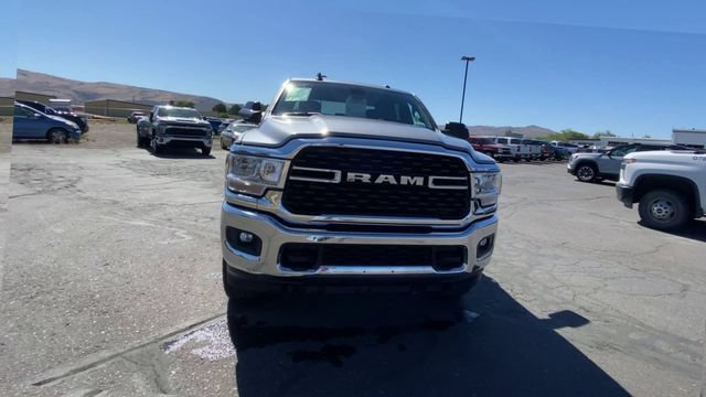 Used 2022 RAM 3500 Big Horn w/ Level A Equipment Group AWD/4WD image 3