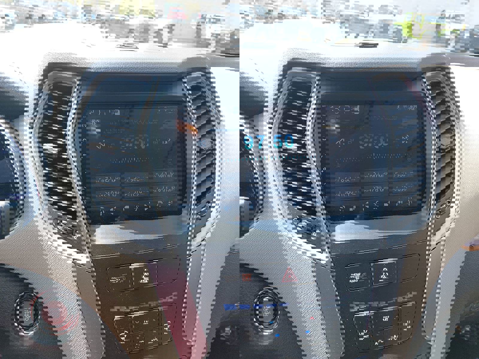 Used 2013 Hyundai Santa Fe Sport 2.0T image 24