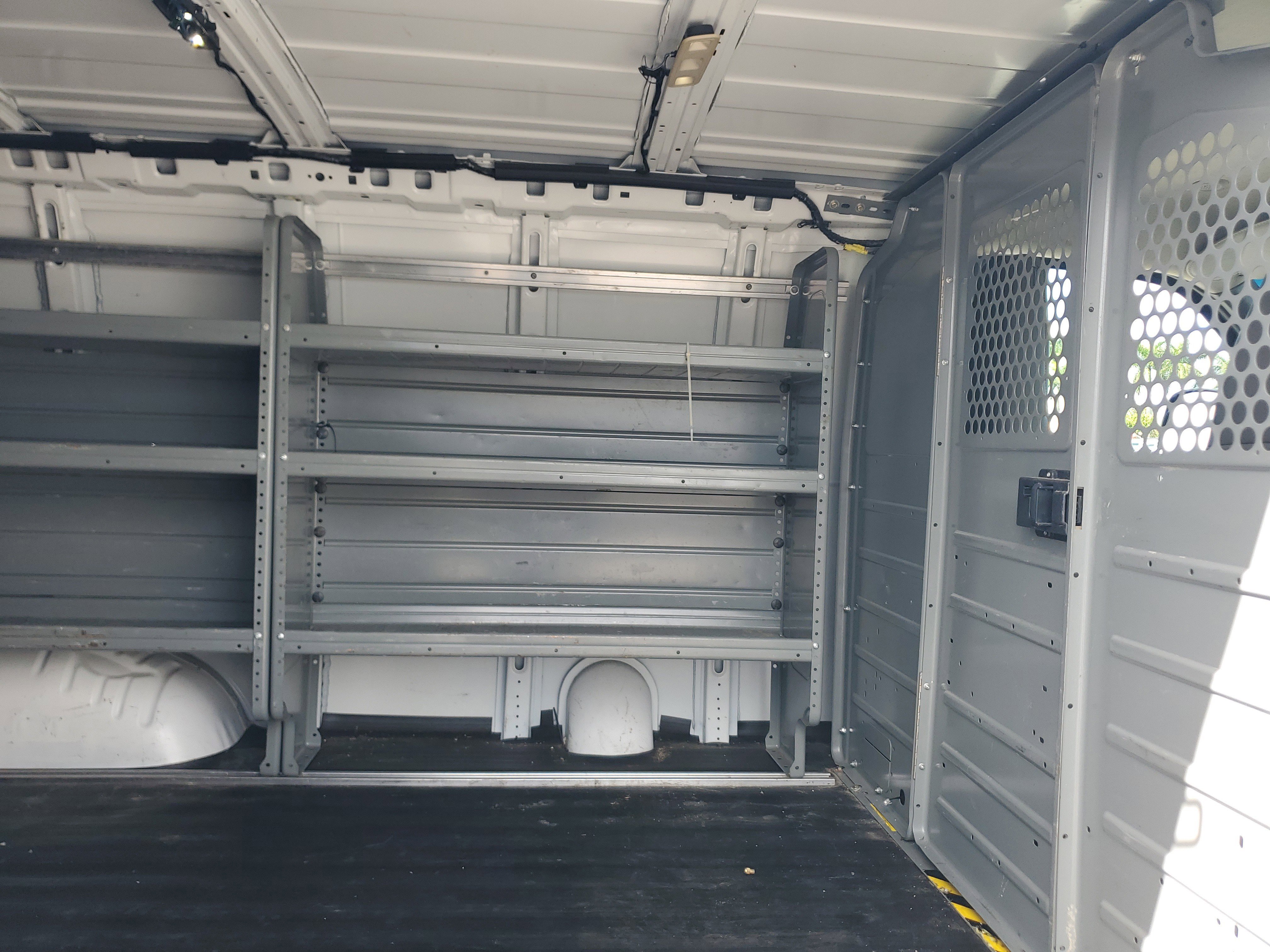 Used 2020 Chevrolet Express 2500 w/ Communications Package image 12