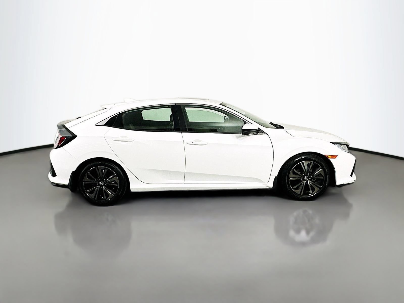 Used 2018 Honda Civic EX image 8