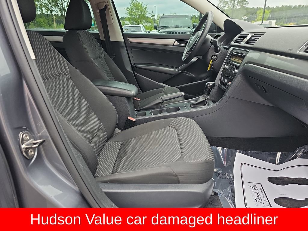 Used 2014 Volkswagen Passat 1.8T S FWD image 11