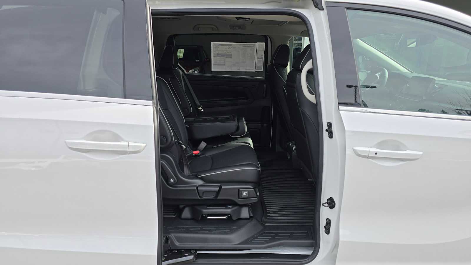New 2026 Honda Odyssey Elite image 12