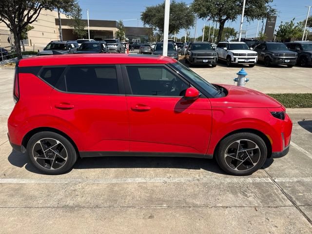 Certified 2024 Kia Soul EX FWD image 3
