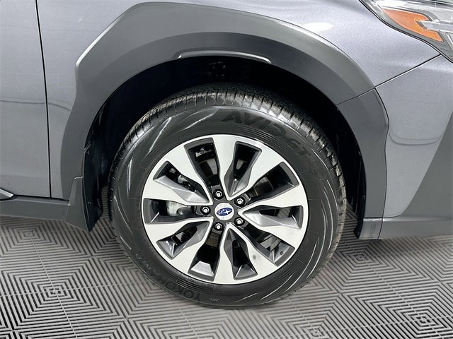 Used 2025 Subaru Outback Limited image 23