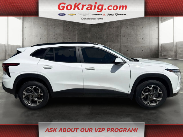 Used 2026 Chevrolet Trax LT w/ Driver Confidence Package FWD image 4