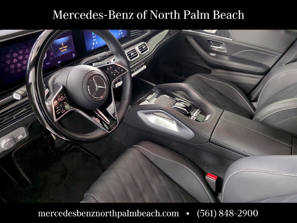 Certified 2025 Mercedes-Benz Maybach GLS 600 4MATIC image 10
