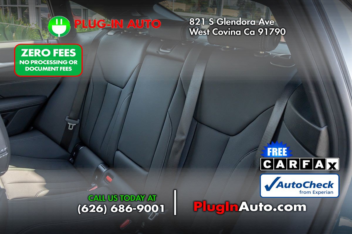 Used 2025 BMW i4 eDrive40 w/ M Sport Package RWD image 11