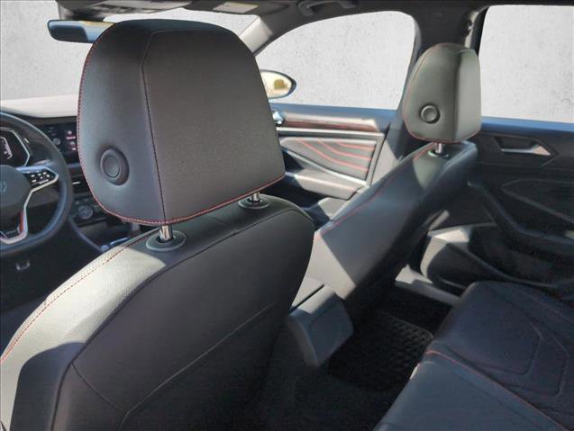 Used 2024 Volkswagen Jetta GLI Autobahn FWD image 17