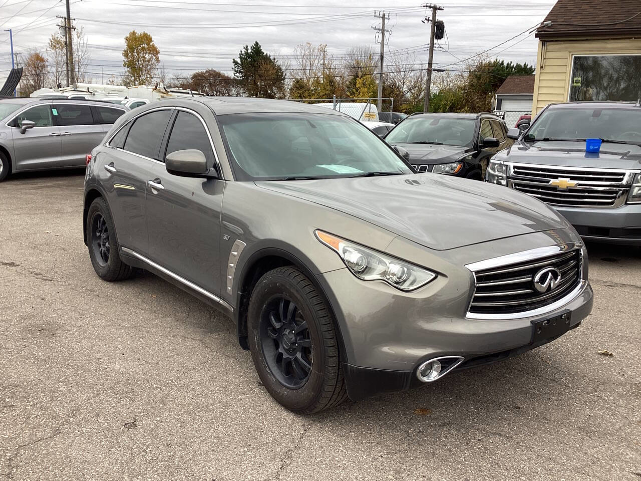 Used 2014 INFINITI QX70 2WD image 2