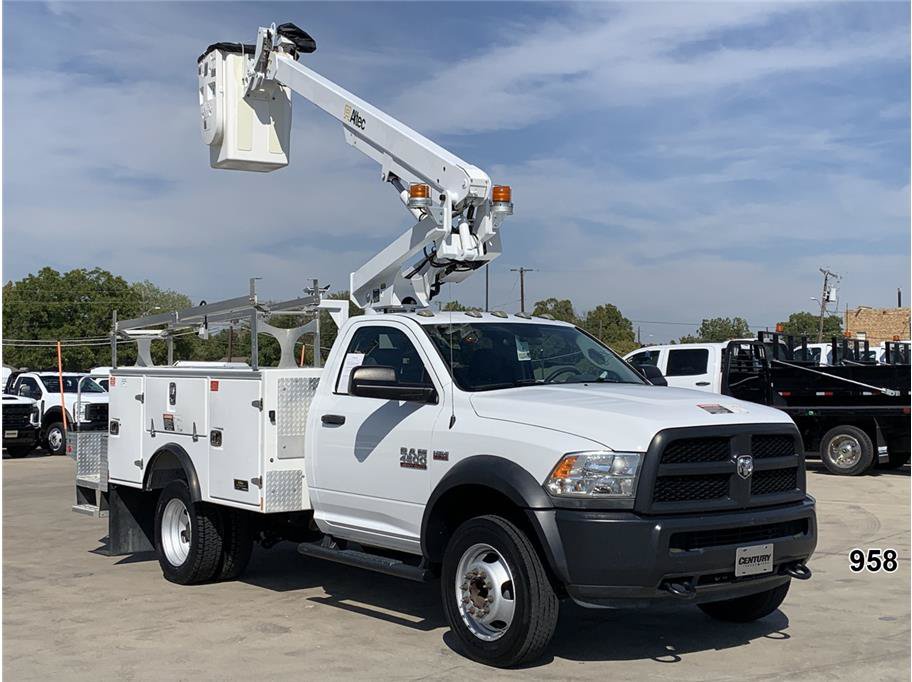 Used 2018 RAM 4500 Tradesman RWD image 5