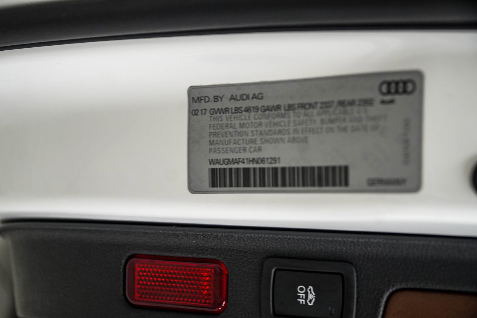 Used 2017 Audi A4 2.0T Ultra Premium w/ Convenience Package FWD image 37