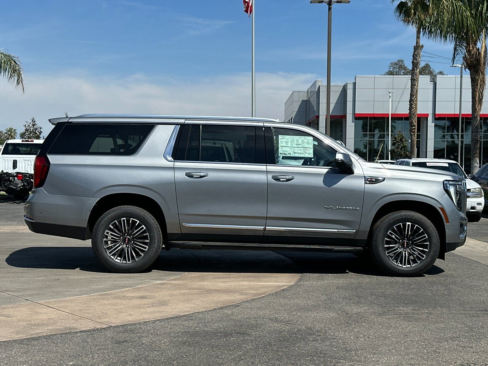 New 2026 GMC Yukon XL Elevation w/ Elevation Premium Package AWD/4WD image 3