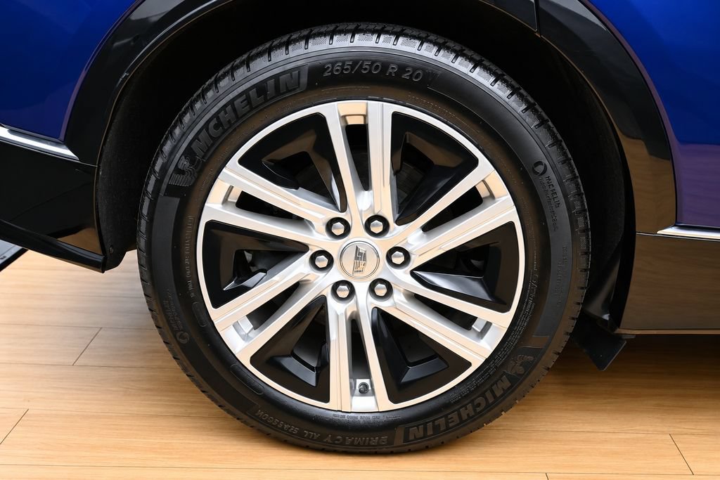 Used 2024 Cadillac Lyriq Tech RWD image 8