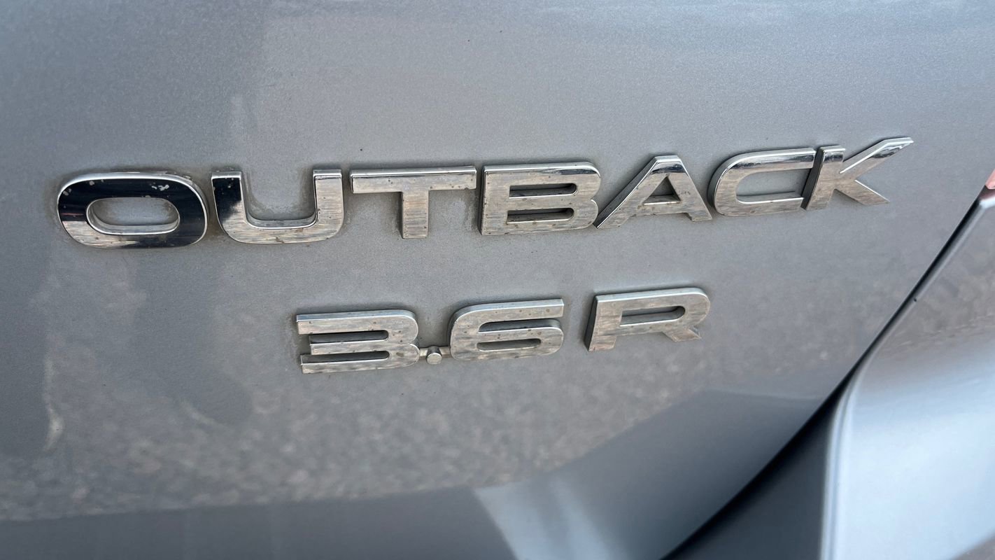 Used 2013 Subaru Outback 3.6R Limited w/ Moonroof Pkg image 24