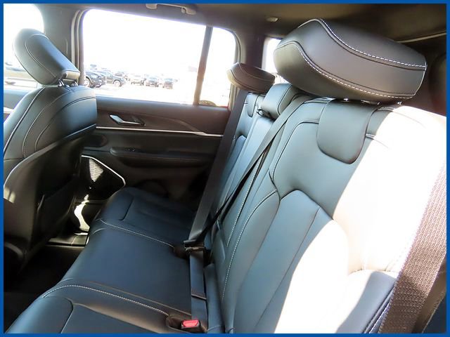 New 2026 Jeep Grand Cherokee Limited image 10