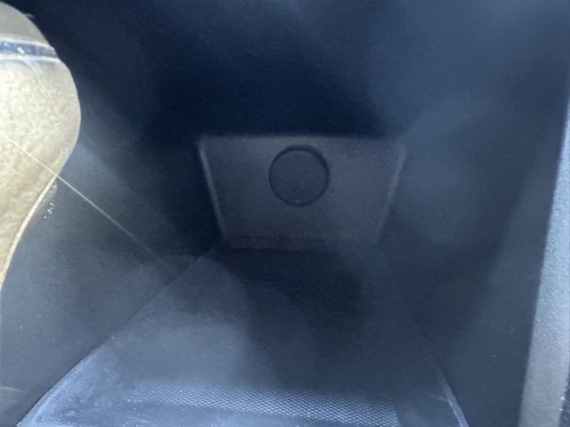 Used 2016 Chevrolet Equinox LT w/ Convenience Package image 28