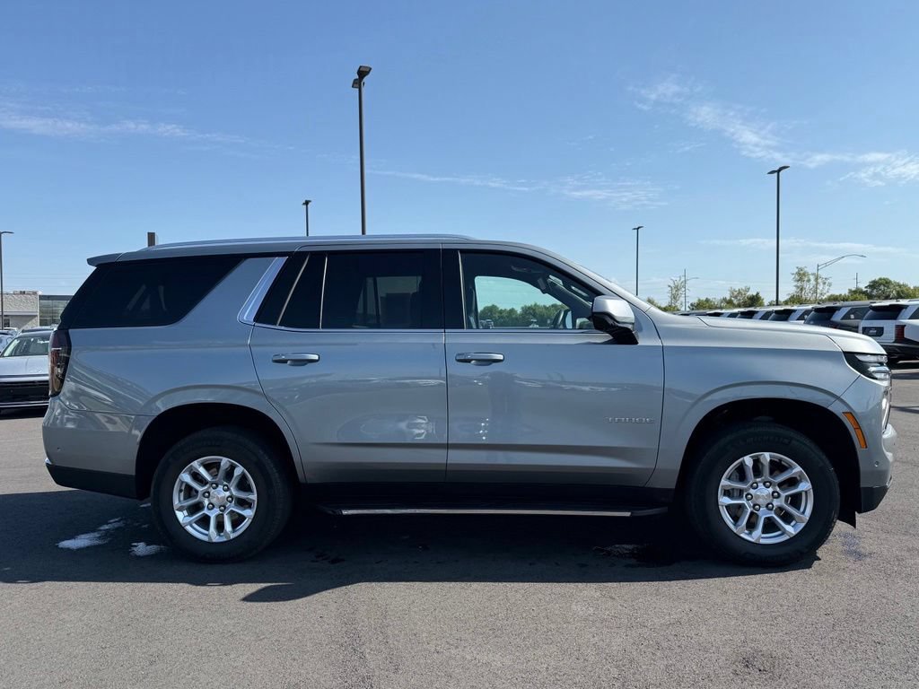 Used 2025 Chevrolet Tahoe LT AWD/4WD image 4