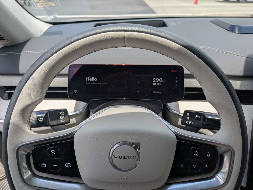 Certified 2025 Volvo EX90 Ultra AWD/4WD image 43